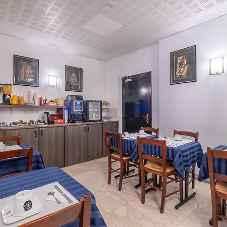 Hotel Luxor Іссі-ле-Муліно Екстер'єр фото